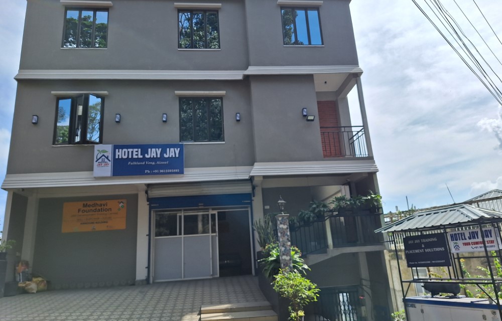 Hotel Jay Jay